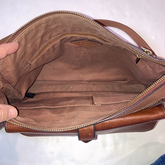 Fossil Kinley Crossbody Brown Leather Bag - Picture 13 of 17